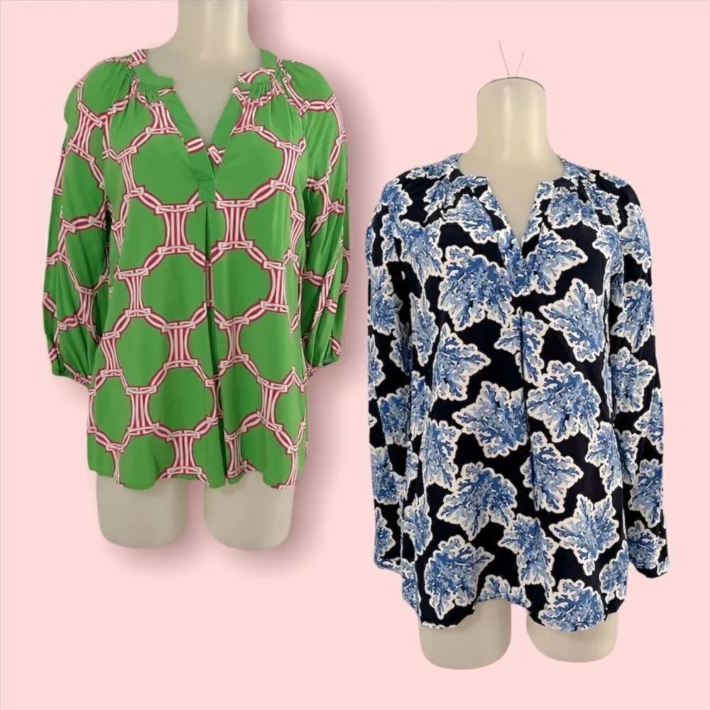 ⭐️2⭐️ Crown & Ivy Tunic Shirts Size Small